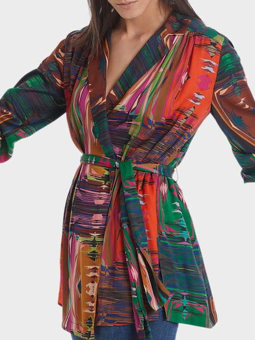 Fließende Wickelbluse aus Satin