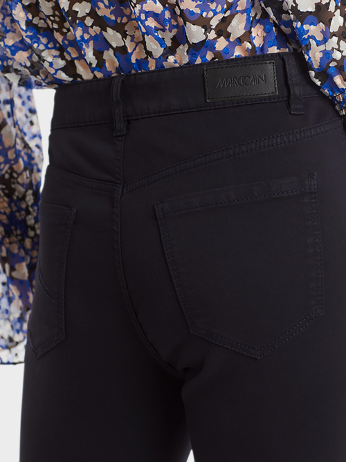 Schmale Stretch-Jeans