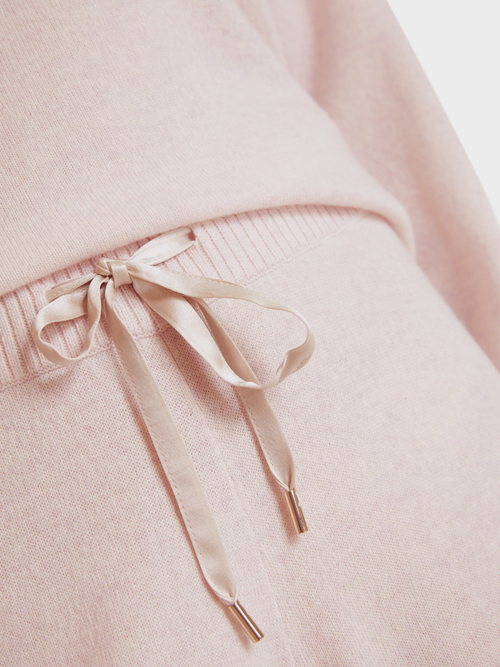 Knitted pants in new wool and cashmere
