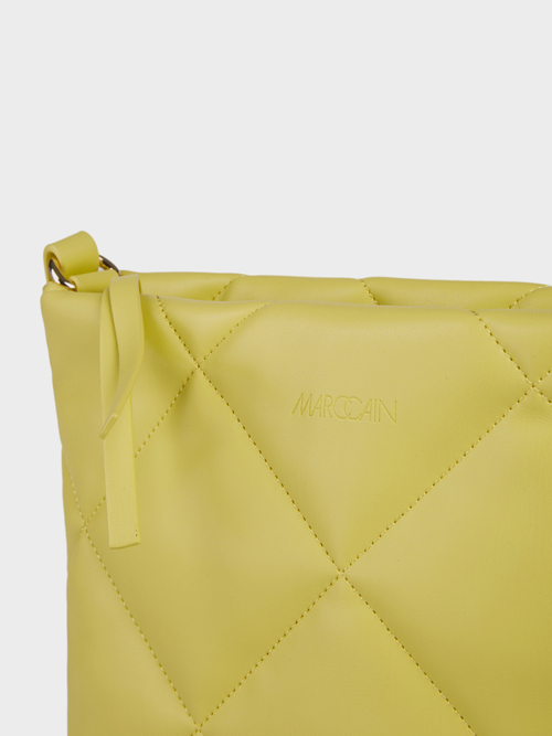 Schultertasche mit Steppungen