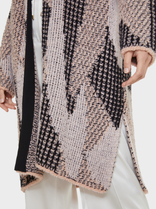 Manteau jacquard tricoté en Allemagne