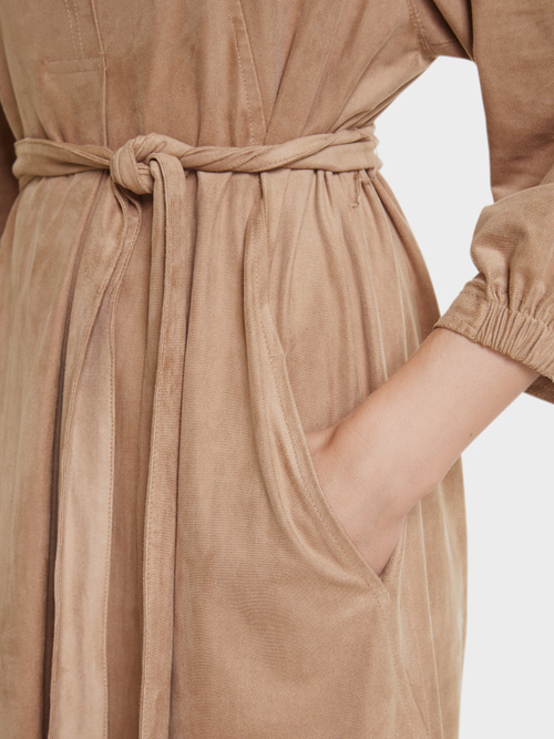 Kleid aus Fun-Velours