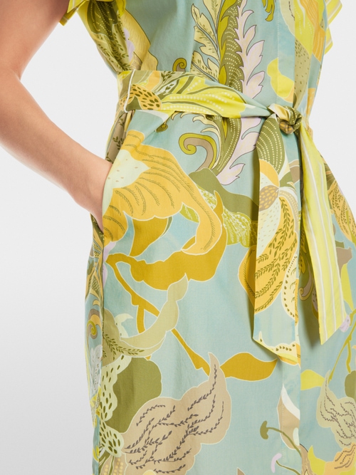 Kurzes Hemdblusenkleid in Materialmix