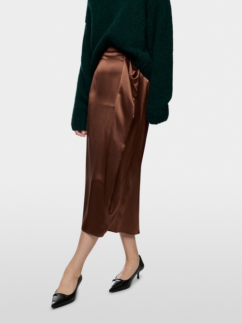 Calf-length skirt with draping
