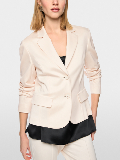 Fitted blazer