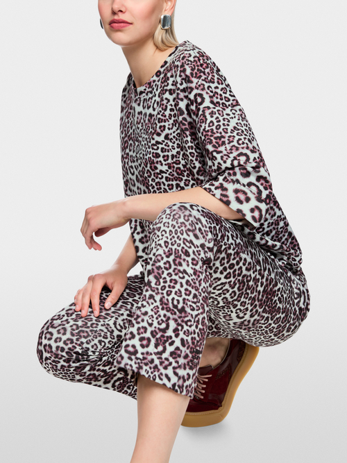 Oversized shirt with leopard print