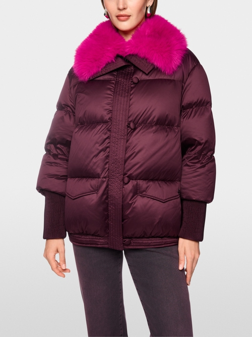 Quilted jacket with fur collar