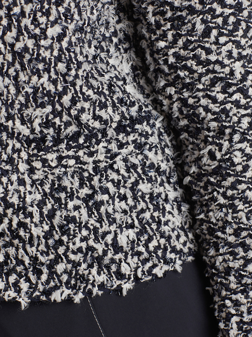 Fransenjacke Knitted in Germany