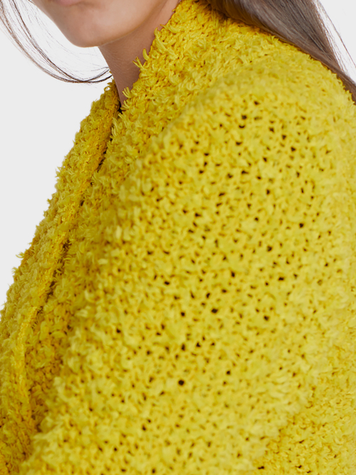 Lange Jacke gestrickt in Deutschland