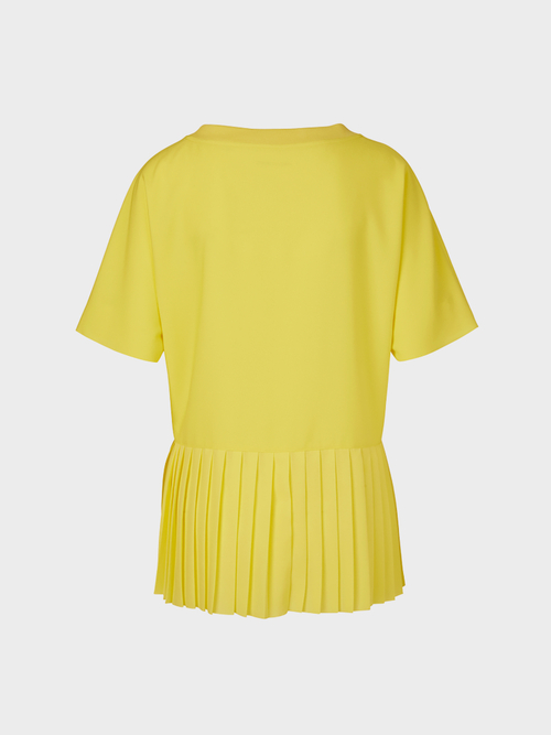 Blouse-style top with pleats