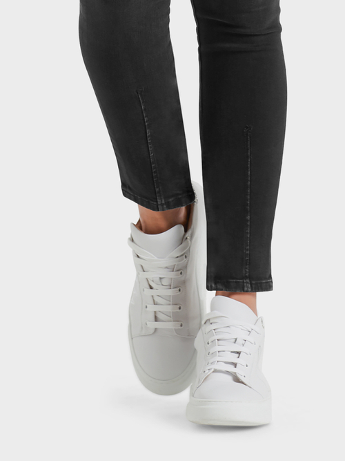 Jeans mit Glitzer-Detail
