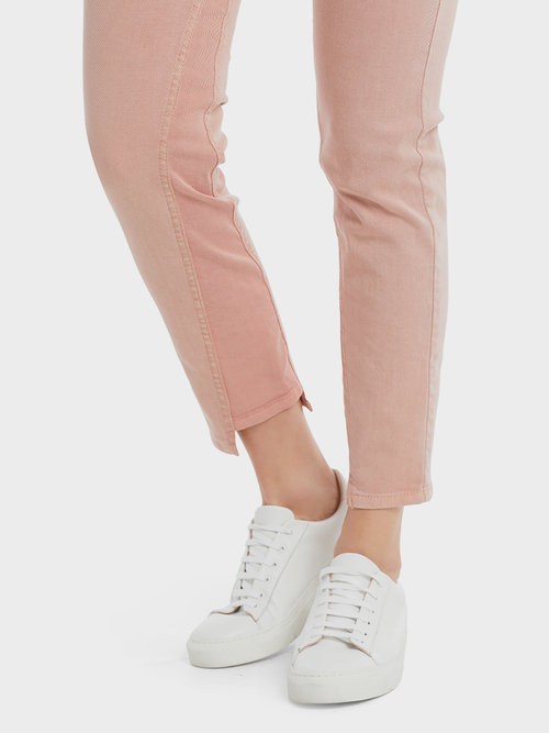 Stretch drainpipe jeans