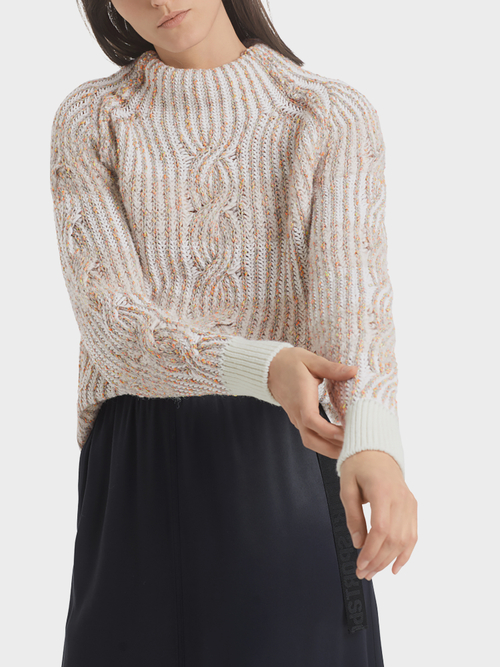 Pull-over tricoté en Allemagne