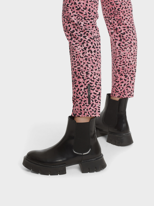 Pants with icon and leopard print