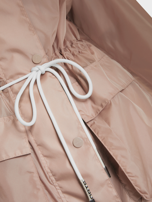 Outdoorjacke aus Nylon