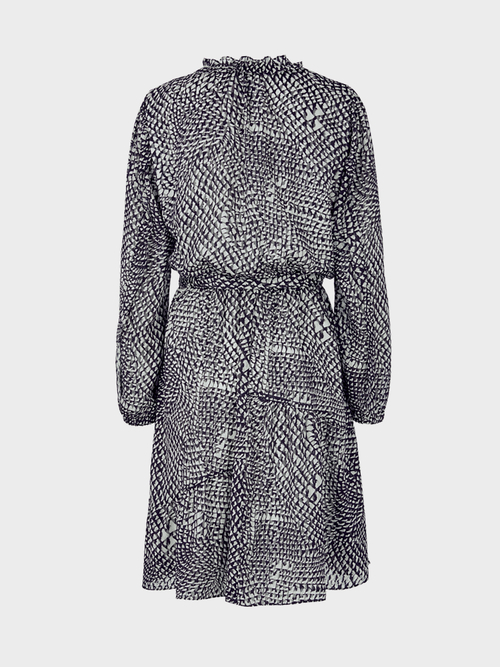 Feminines Fil-Coupé-Kleid