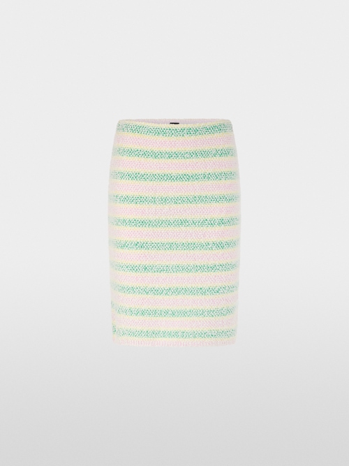 Jupe bouclée tricotée en Allemagne