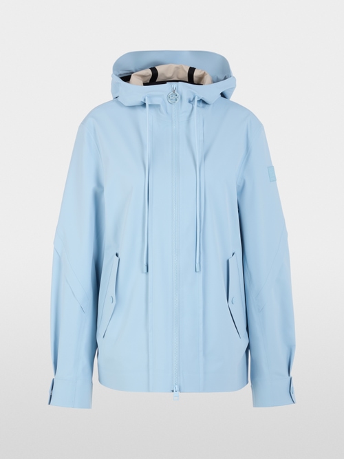 Lightweight outdoor jacket with hood
