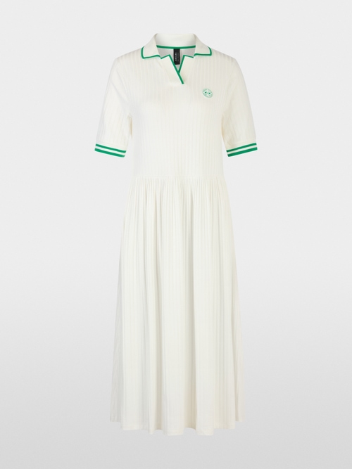 Dress made from stretch viscose