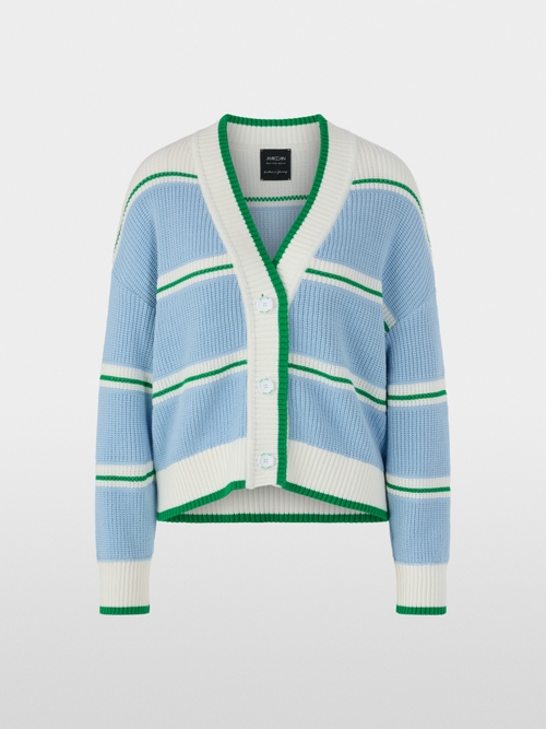 ‘Knitted in Germany’ chunky cardigan