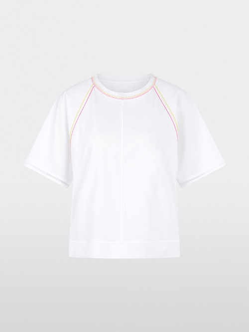 Casual T-shirt with raglan sleeves