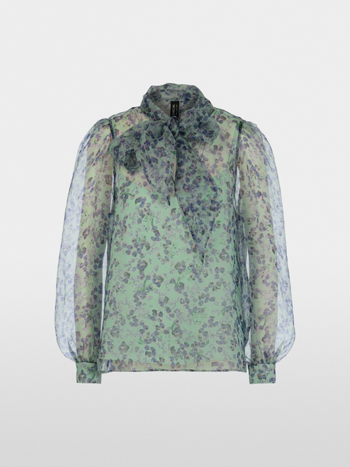 Silk pussybow blouse
