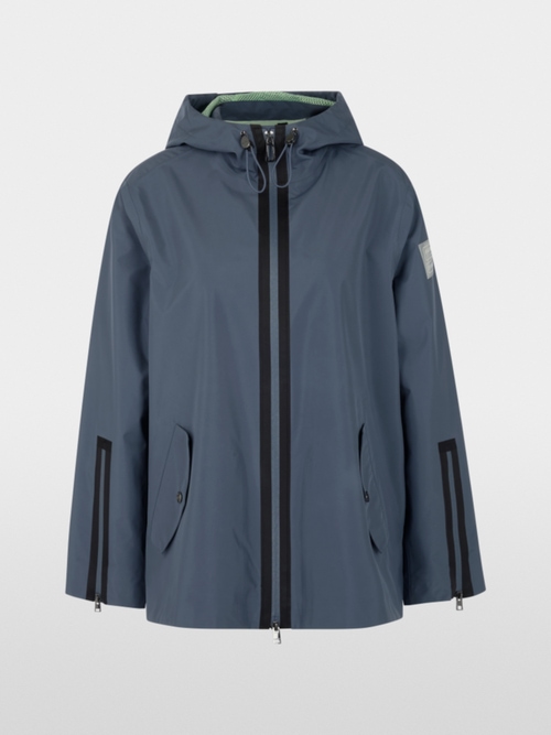 Lightweight outdoor jacket