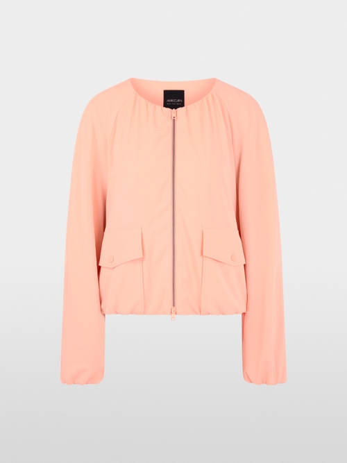 Blouson féminin avec fronces