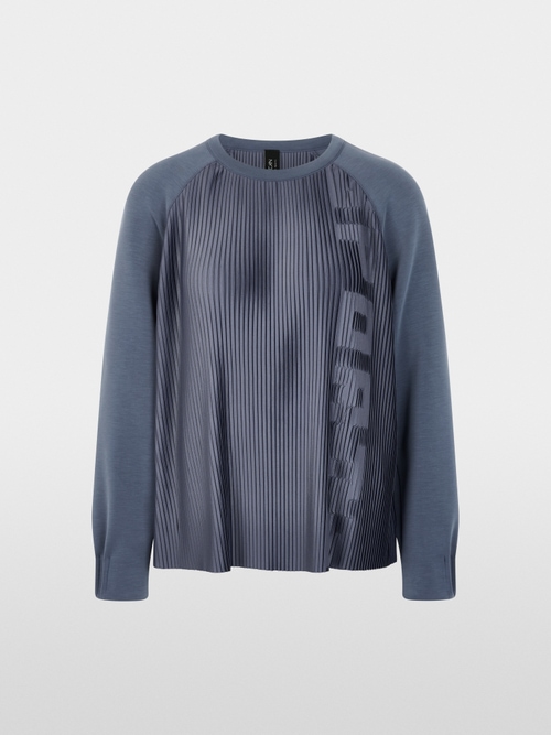 Sweatshirt with pleated details