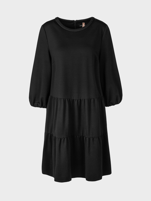 Kleid mit Stufenvolants