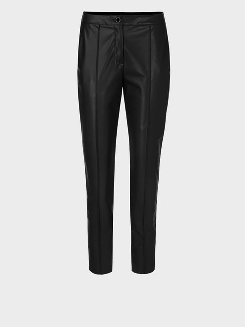 Slim-fitting pants in faux nappa leather