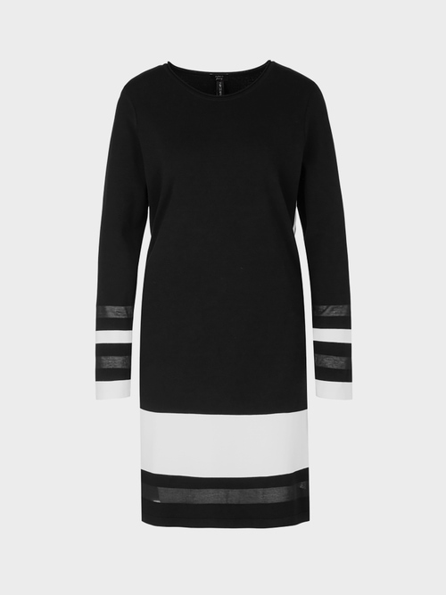 Kleid Knitted in Germany