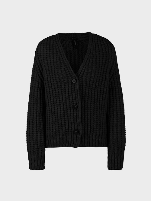 Veste en grosses mailles tricotée en Allemagne