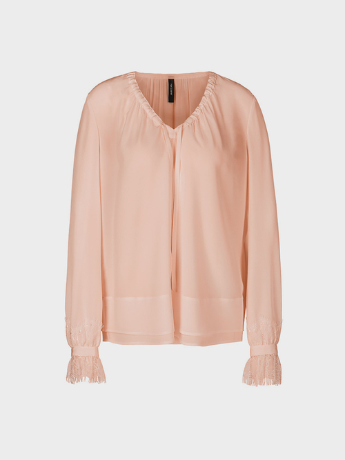 Mooie zijden blouse met kant