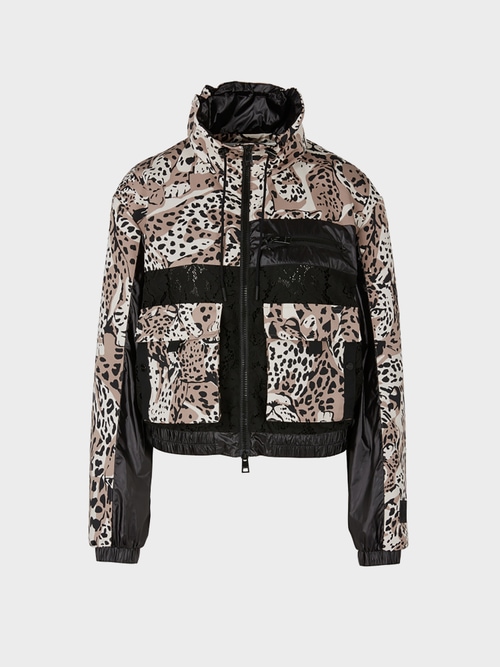 Jacket with leopard print