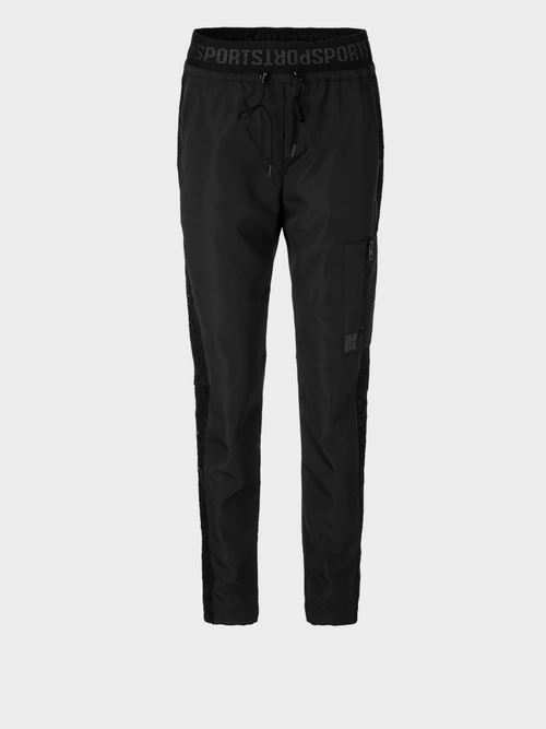 Hose mit Spitzendetails