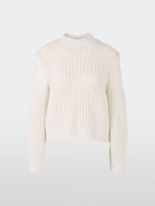 Pull brillant tricoté en Allemagne