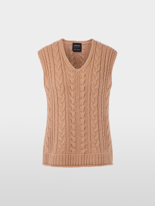 Pullunder Knitted in Germany