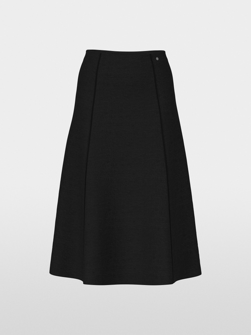 Vilten rok Knitted in Germany