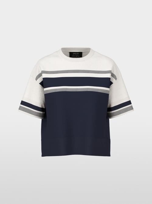 Pullover Knitted in Germany