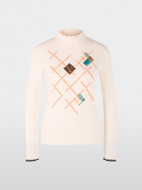 Fitted long-sleeved turtleneck shirt