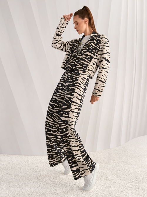 Blouson jacket with animal print