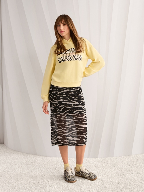 Mesh skirt with animal print