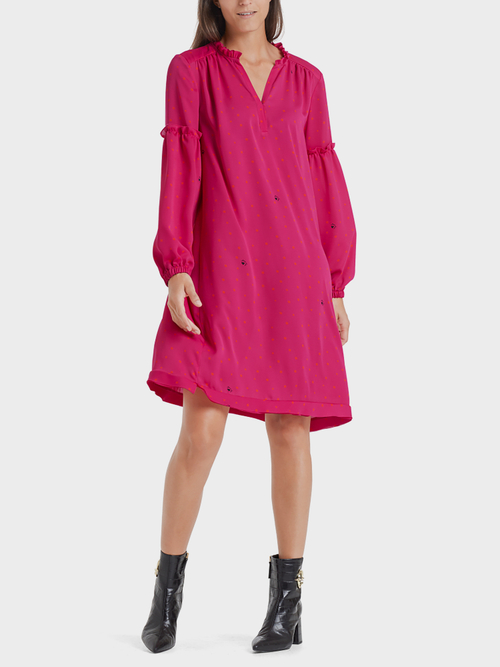 Kleid mit femininen Details