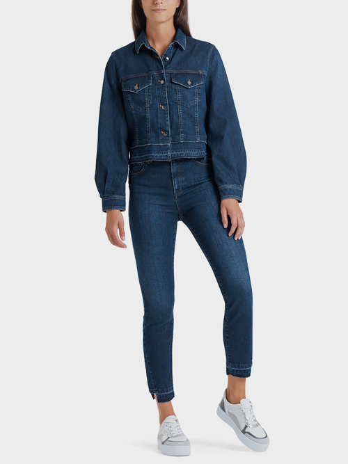 Cool jeans with cut-outs