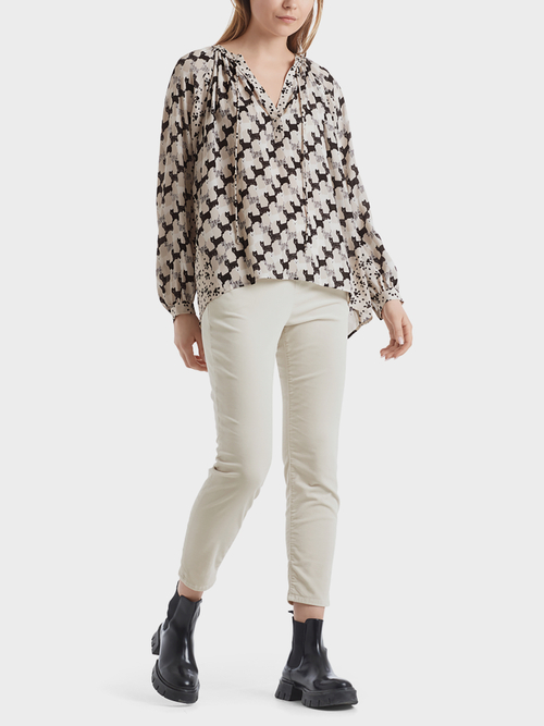 Blouse with puppy print