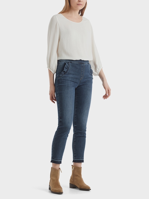 Jeans with frills