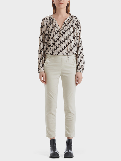 Verzierte Samthose