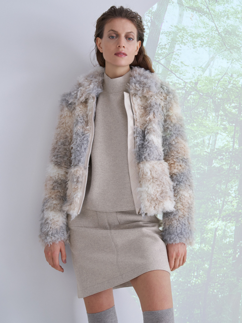 Fun-Fur-Jacke in Curly-Optik