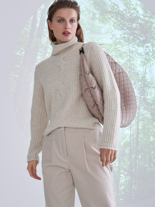 Zopfstrickpullover Knitted in Germany